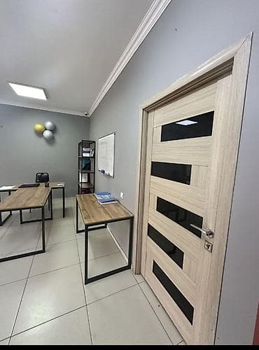 Боконбаева Сдается офис Площадь: 30м2 Без мебели Жк, вход отдельный