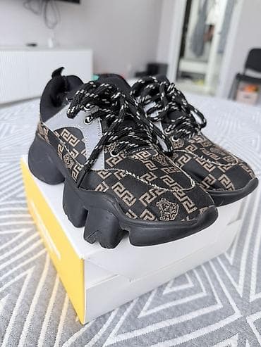 версаче: Кроссовки, 35, 35.5, 36, Versace, Б/у, цвет - Черный, Самовывоз, Платная доставка — 3