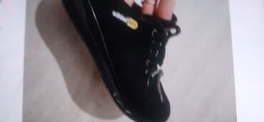 красовк: Красовки кожаные, сверху в хорошем состоянии снизу трещина но носить — 8