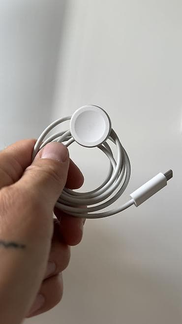 смарт часи: Apple Watch Ultra Идеальное состояние,, 2 ремешка в комплекте — 4