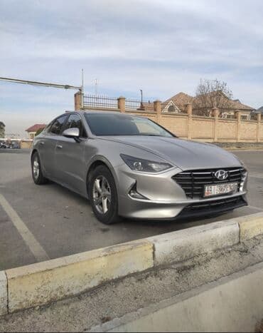 Hyundai Sonata: 2019 г., 2 л, Автомат, Газ, Седан