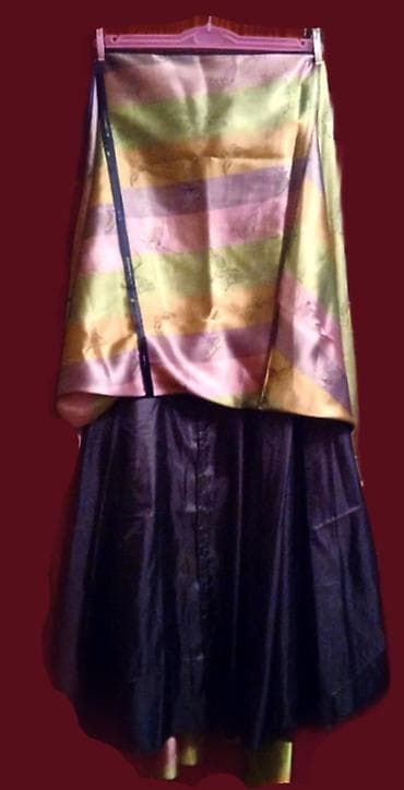 Спортивная одежда: Продаю шикарное вечернее платье. Платье длинное, без бретелек, на — 5