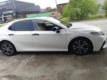 Toyota Camry: 2018 г., 2.5 л, Автомат, Бензин, Седан — 6