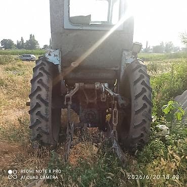 Транспорт: Трактор Т28 колесный с кабиной - Цвет: голубой - Кабина остекленная — 2