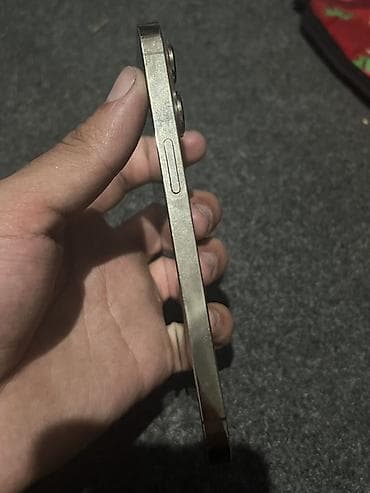 red mejik: IPhone 13 Pro, Б/у, 256 ГБ, Золотой — 3