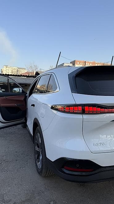 3c te: Changan CS75 Plus: 2025 г., 1.5 л, Автомат, Бензин, Внедорожник — 5
