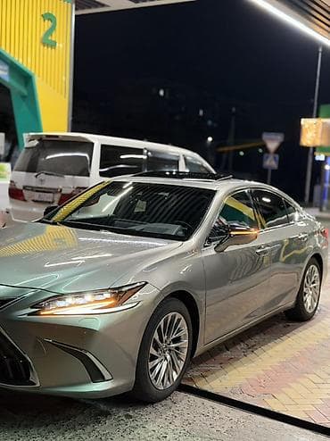 lexus 350 es 2021: Lexus ES: 2023 г., 2.5 л, Вариатор, Гибрид, Седан — 1