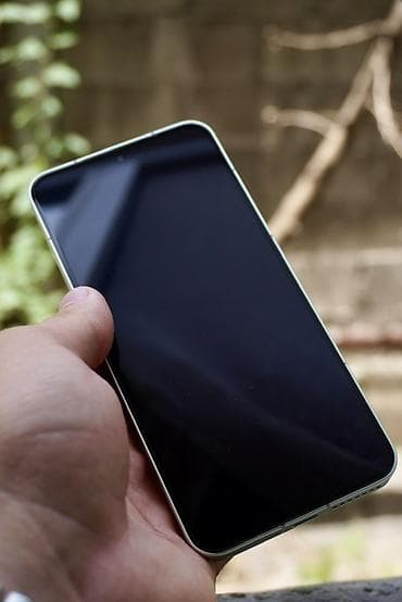 ксиоми 17: Xiaomi, 15, Б/у, цвет - Зеленый — 5