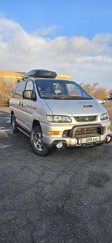 Mitsubishi Delica: 2002 г., 2.8 л, Автомат, Дизель, Минивэн