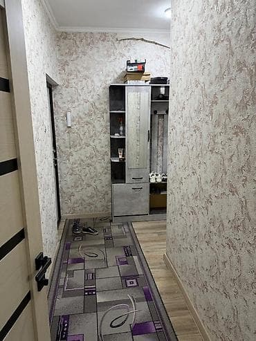 900: 1 комната, 35 м², 105 серия, 4 этаж, Евроремонт — 3