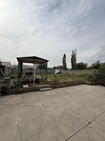 прадаю дом в районе кызыл аскер: 5 соток, Красная книга, Тех паспорт — 10