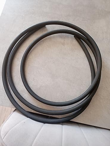 Резиновый уплотнительный шнур/герметизирующий профиль (петлями на