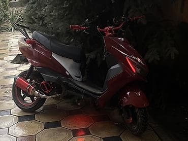 Макси-скутер M8, 180 куб. см, Бензин, Б/у