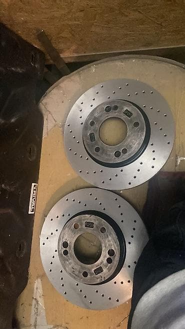 titan diski: Комплект тормозных дисков Hyundai 2018 г., Б/у, Оригинал — 1