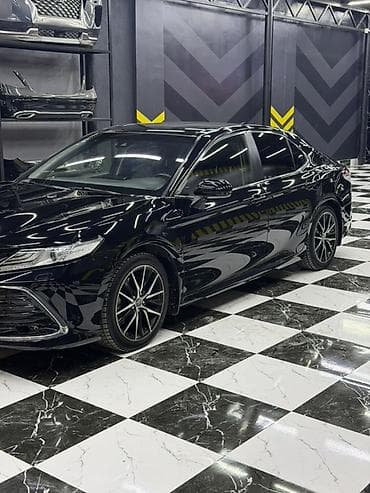 Продажа авто: Toyota Camry: 2021 г., 2.5 л, Автомат, Гибрид, Седан — 4