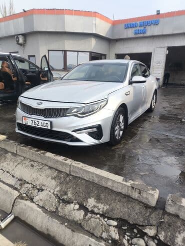 audi 90: Kia K5: 2018 г., Газ — 3