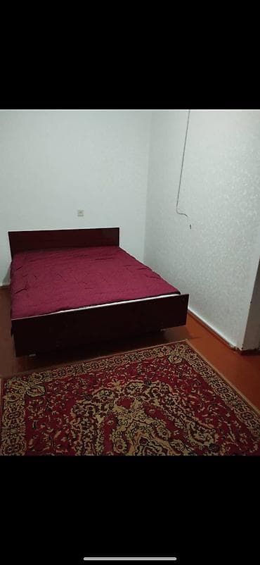 Кыймылсыз мүлк: 3 бөлмө, Менчик ээси, Чогуу жашоосу жок, Толугу менен эмереги бар — 4