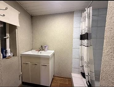 ала арча домик: Продаётся уютный частный дом в районе Нижняя Ала-Арча — 5