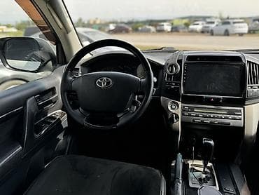 lend cruzer: Toyota Land Cruiser: 2014 г., 4 л, Автомат, Бензин, Внедорожник — 7