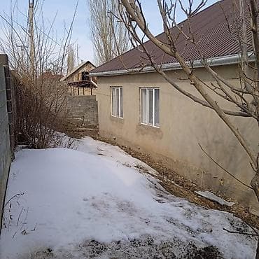 стол сатылат: Продаётся дом село Арашан кирпичный, 90м2,санузел, год постройки — 3