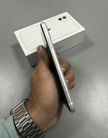 iphone 11 каропка: IPhone 11, Б/у, 128 ГБ, Белый, Зарядное устройство, Чехол, Кабель, 78 % — 7
