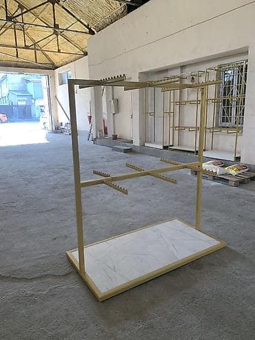 Оборудование для салонов красоты: Вешалка: ширина - 80 см длина - 150 см высота - 170 см длина рабочей — 2