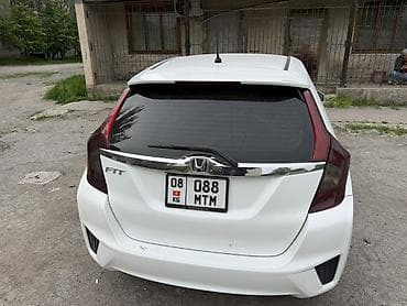 Honda Fit: 2016 г., 1.5 л, Вариатор, Бензин, Хэтчбэк — 3