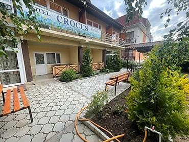 отдых на исыкуле: Продаю отель коттедж на Иссык-Куле, курортный город Бостери, центр — 1