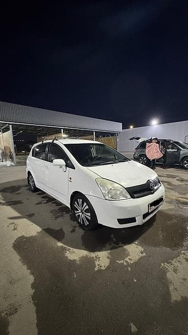 corolla 2004: Toyota Corolla Verso: 2004 г., 2 л, Автомат, Бензин, Минивэн — 2