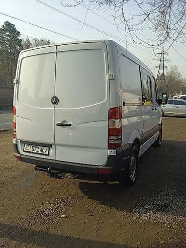 кузовные детали на спринтер: Mercedes-Benz Sprinter (W906) — белый грузо-пассажирский фургон — 6