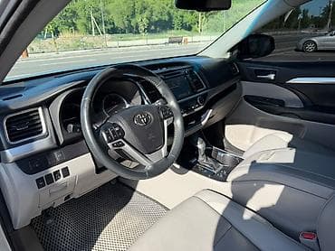 Транспорт: Toyota Highlander: 2016 г., 3.5 л, Автомат, Газ, Кроссовер — 10