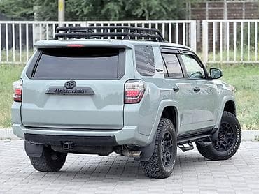 щиток: Toyota 4Runner: 2021 г., 4 л, Автомат, Бензин, Внедорожник — 5
