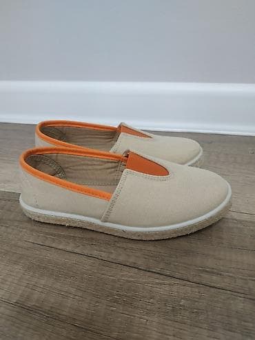 Продаю новые детские испанские мокасины от фирмы Chicco, размер 29