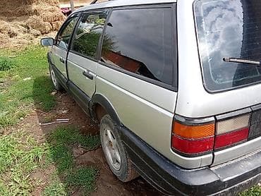 golf 2: Volkswagen Passat Variant: 1989 г., 1.8 л, Механика, Универсал — 2