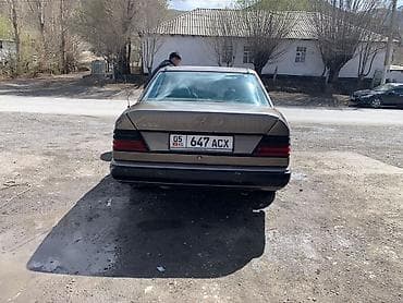 audi a4 2005: Mercedes-Benz W124: 1989 г., 2 л, Ручные, Бензин, Седан — 4
