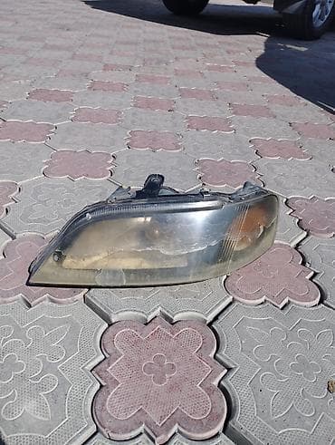 полировки: Продаю левую переднюю фару от Мицубиси Спэйс Стар (рестайлинг). б/у — 1