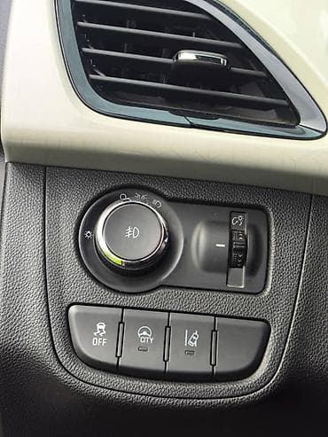 techno spark: Chevrolet Spark: 2018 г., 1 л, Автомат, Бензин, Хэтчбэк — 5