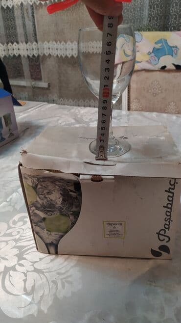 стеклянные ящики: Бокалы для вина навая с каробкой — 1