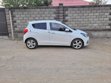 шины на сапок бу: Chevrolet Spark: 2016 г., 1 л, Вариатор, Бензин, Хэтчбэк — 3