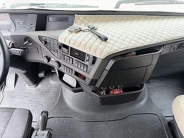 тягач аумен: Грузовик, Volvo, 7 т, Б/у — 8