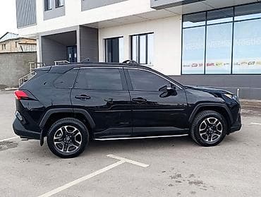 автомобиль для детей: Toyota RAV4: 2020 г., 2.5 л, Автомат, Бензин, Кроссовер — 7