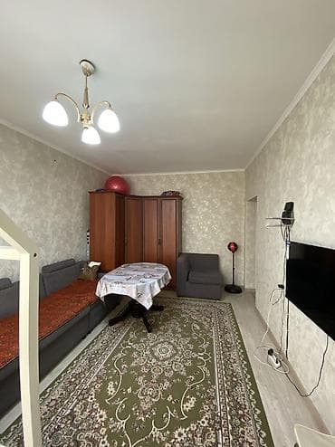 2 комнаты, 42 м², Индивидуалка, 3 этаж, Косметический ремонт