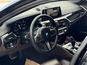 буд е5: BMW 5 series: 2018 г., Автомат, Седан — 4