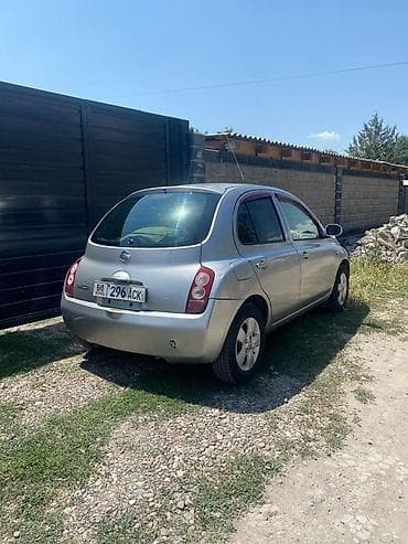 byd e6: Nissan March: 2002 г., 1.4 л, Автомат, Бензин, Хэтчбэк — 2