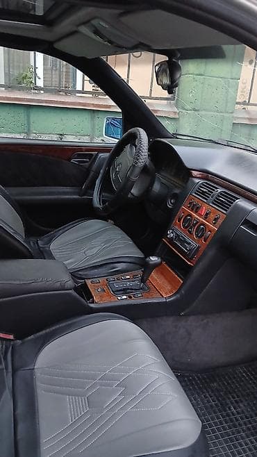Продажа авто: Mercedes-Benz E-Class: 1996 г., 3.2 л, Автомат, Газ, Седан — 7