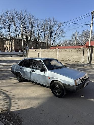 краз 255: ВАЗ (ЛАДА) 21099: 2001 г., 1.5 л, Механика, Бензин, Седан — 2