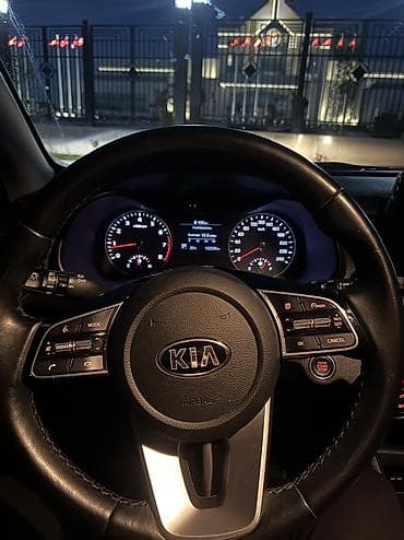 k3 2020: Kia K3: 2019 г., 1.6 л, Вариатор, Бензин, Седан — 10