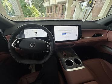 Транспорт: Changan CS75 Plus: 2025 г., Кроссовер — 5