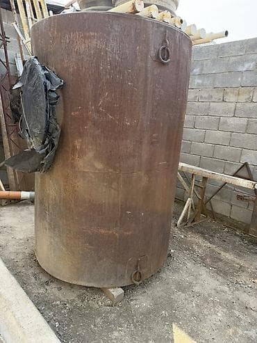 Емкость сатылат бийиги 2 метр-дм 135см at lalafo.kg Емкость сатылат бийиги 2 метр-дм 135см