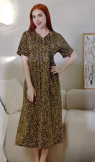 женские водолазки: Женское платье свободного кроя с принтом «мелкий цветок». - Цвет — 1